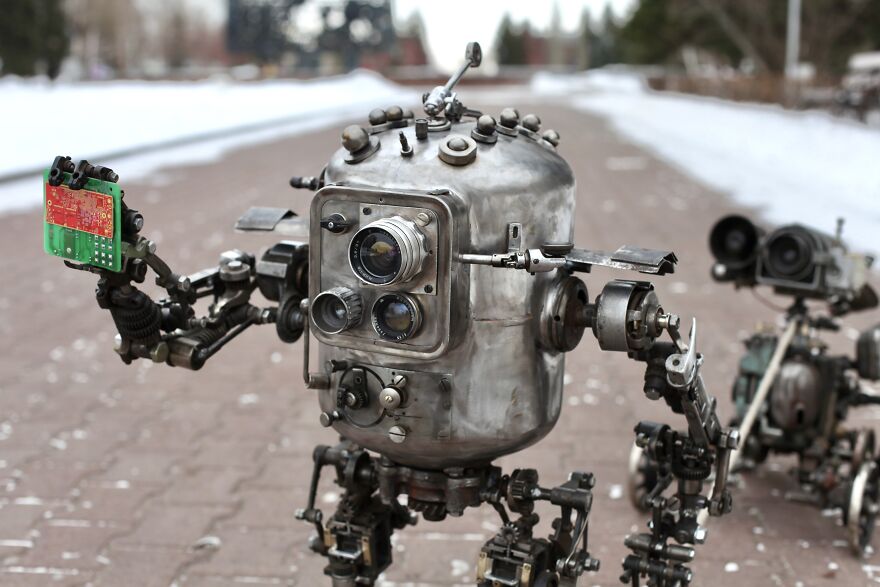 This Robot Knows More Than Me