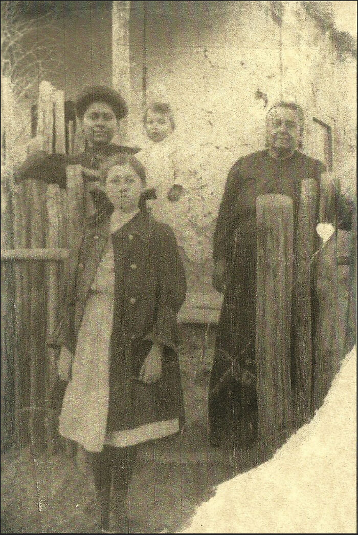 My Great-Grandmother Is The Woman On The Right. This Was Taken In Yuma, Arizona Sometime Before Her Death In 1914. Its The Only Photo That Survived A Flood
