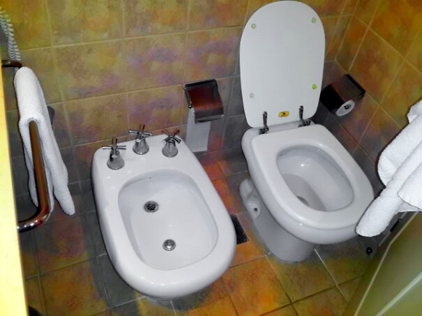 bidet-6189d2f15a0b4.jpg