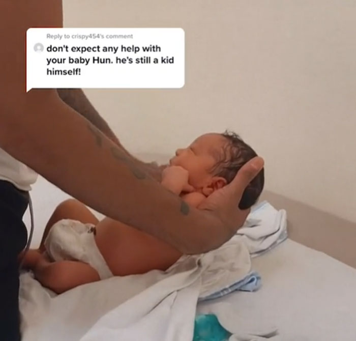 Guy Brings His Entire Gaming System To The Hospital While His Pregnant GF Is Induced, Divides TikTok
