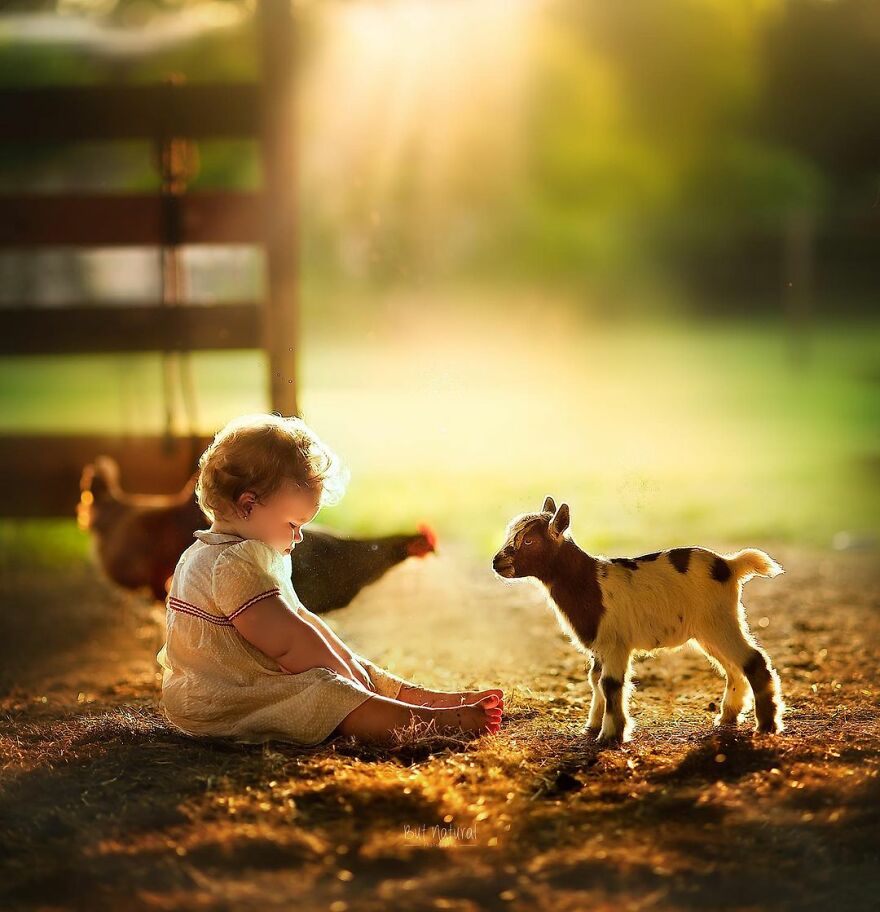 This Photographer Photographs Children In Tender Moments With Animals, And The Images Are Very Cute (New Pics)