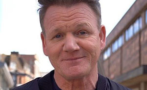 People Talk About Which Celebrities Are Totally Different Behind The Scenes (30 Answers)