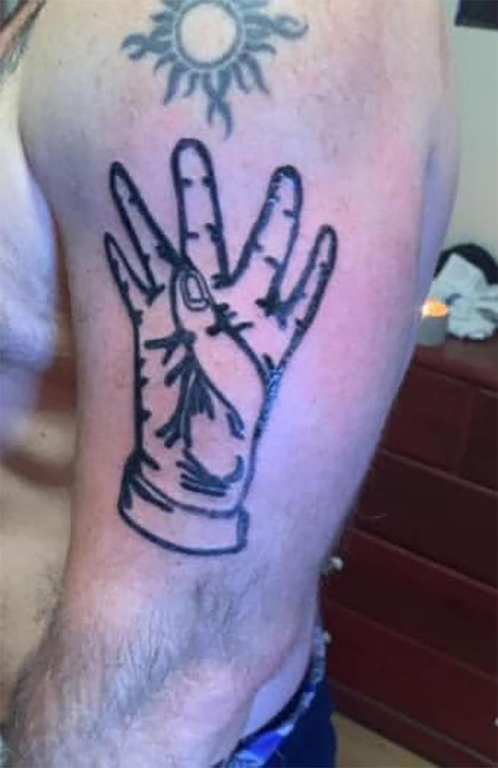 Found This On A Page For A Local Artist… Really Hope The Person Who Got This Atleast Wanted The 6 Fingers