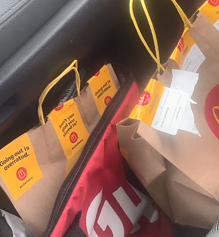 Esta repartidora de DoorDash reveló cómo afectan las propinas en la hora de entrega de un pedido de comida, y mostró una orden de McDonald’s que tardó 1 hora en ser recogida
