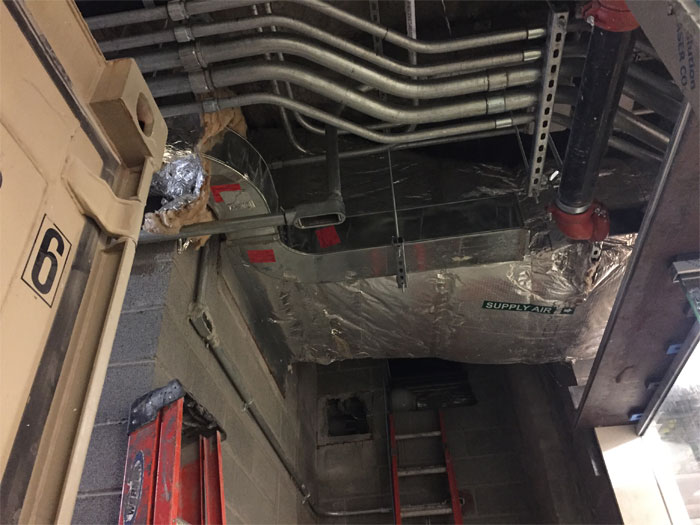 Folks Online Are Applauding This IT Guy Who Helped His Company Get Revenge On An Owner Who Refused To End A 5-Year Lease Of A Faulty Building Folks Online Are Applauding This IT Guy Who Helped His Company Get Revenge On An Owner Who Refused To End A 5-Year Lease Of A Faulty Building