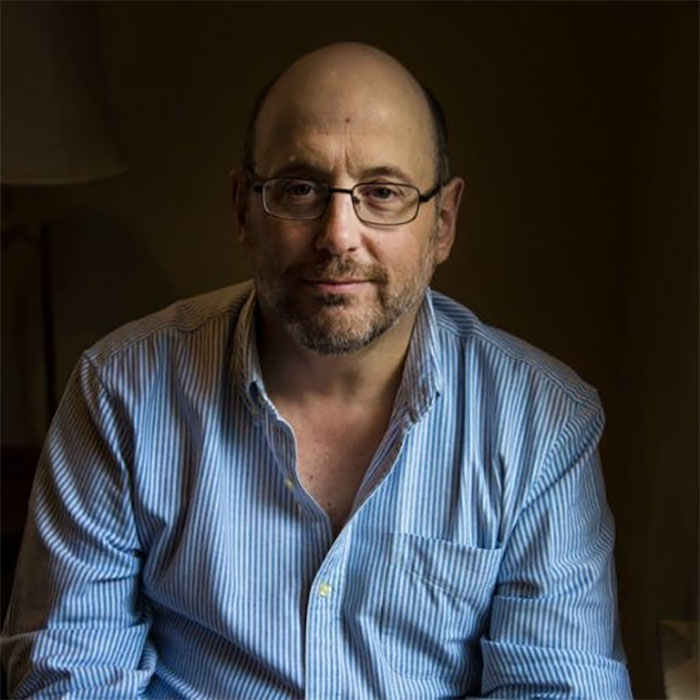 Author Explains Why So Many Young People Resign From Their Jobs And His Twitter Thread Goes Viral Author Explains Why So Many Young People Resign From Their Jobs And His Twitter Thread Goes Viral