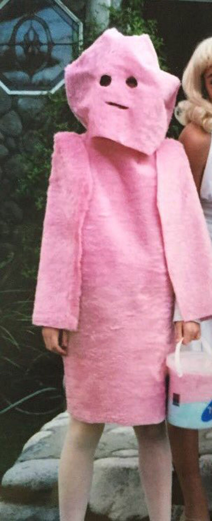 I Remembered The Time That I Wanted To Dress As “Cotton Candy” For Halloween And Handmade My Costume