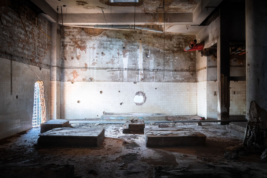 I Photographed The Abandoned Holiday Inn Hotel In Beirut, Lebanon