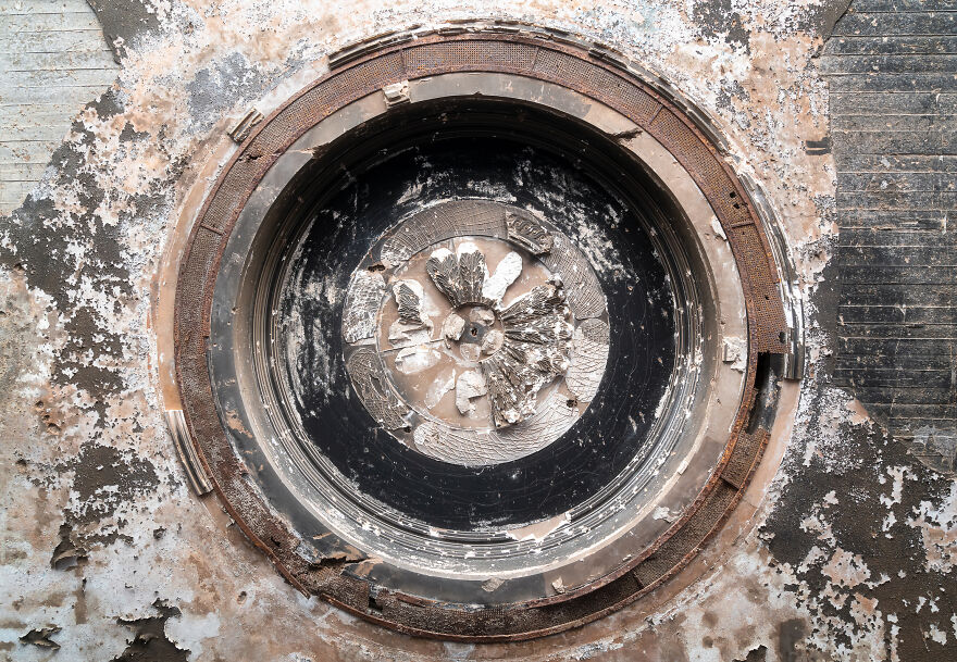 I Photographed The Abandoned Holiday Inn Hotel In Beirut, Lebanon