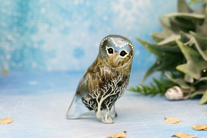 My Studio Makes Transparent Animal Sculptures With Pieces Of Nature Inside My Studio Makes Transparent Animal Sculptures With Pieces Of Nature Inside