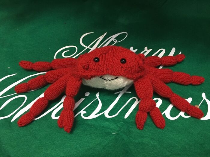 Carmine The Christmas Crab I Knit For My Nephew’s 1st Christmas
