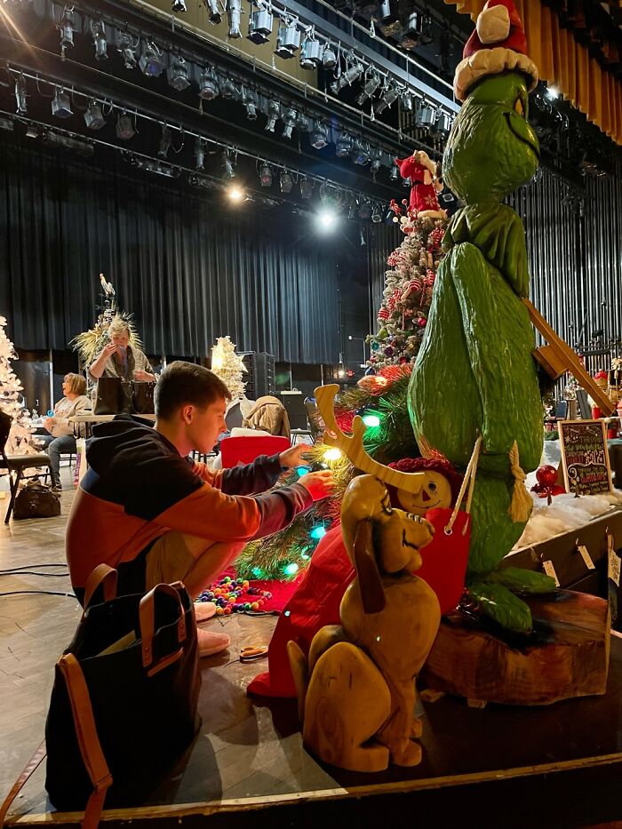 Recreating How The Grinch Stole Christmas Recreating How The Grinch Stole Christmas