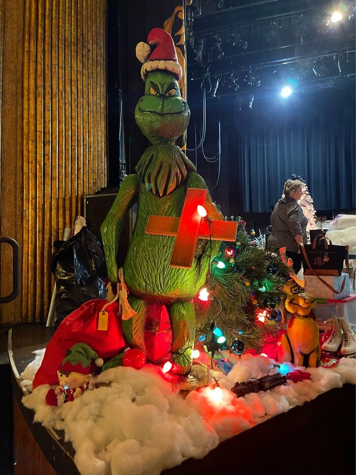 Recreating How The Grinch Stole Christmas Recreating How The Grinch Stole Christmas