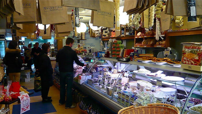 Prospective Employee Came To A Job Interview Just To Find Out The Company Lied About The Job Location And Salary In The Listing Prospective Employee Came To A Job Interview Just To Find Out The Company Lied About The Job Location And Salary In The Listing