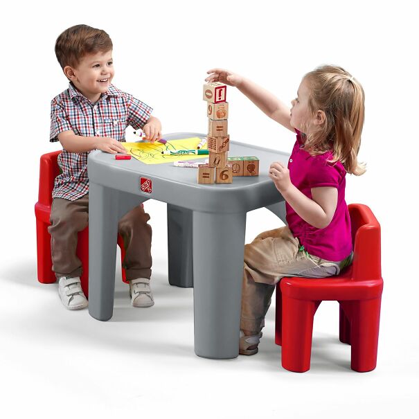 kids-table-61a3ad31e917c.jpg
