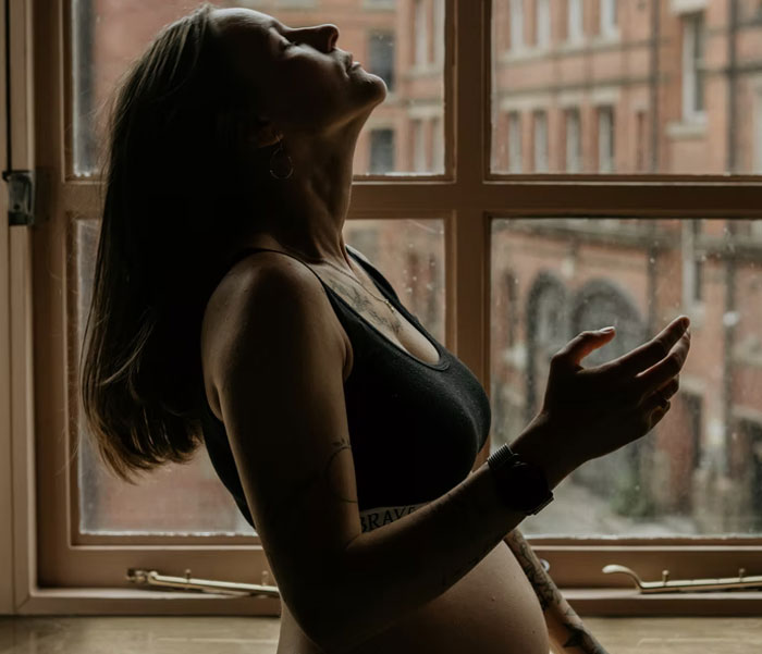 Pregnancy In The Media Is Often Sugar-Coated And These Women Are Not Having It (30 Stories)