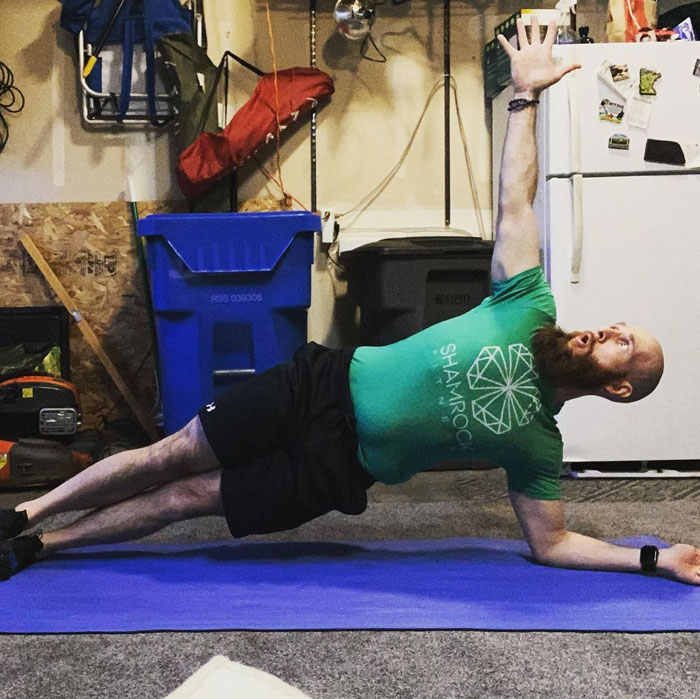 Guy Gives Up Alcohol And Transforms His Life, Here's His Progress After 5 Years Guy Gives Up Alcohol And Transforms His Life, Here's His Progress After 5 Years