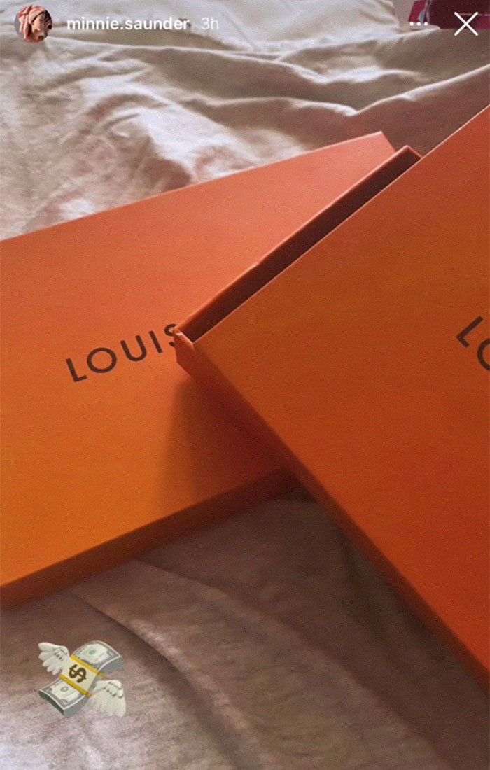 "Our Packaging Can Be Seen In The Background:" Small Business Owner Exposes Lying Customer "Our Packaging Can Be Seen In The Background:" Small Business Owner Exposes Lying Customer