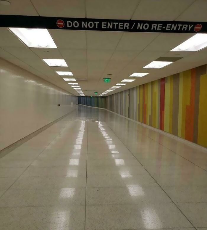 Do Not Enter / No Re-Entry