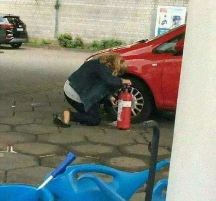 To Inflate A Tire With A Fire Extinguisher