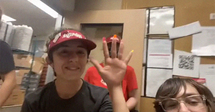 Guy Explains Why He And His Team Quit From Wendy's, Goes Viral On Twitter