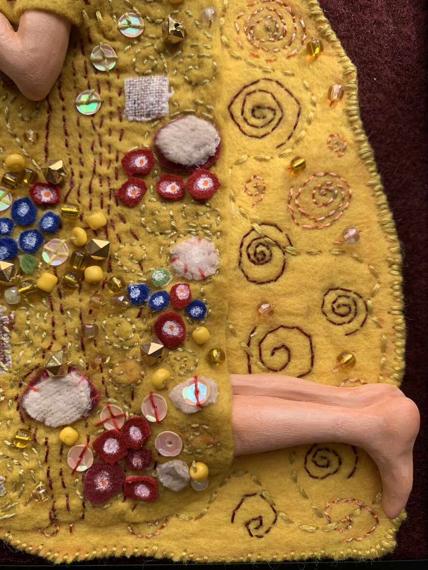 I Made Gustav Klimt's The Kiss Reproduction With Polymer Clay And Embroidery.