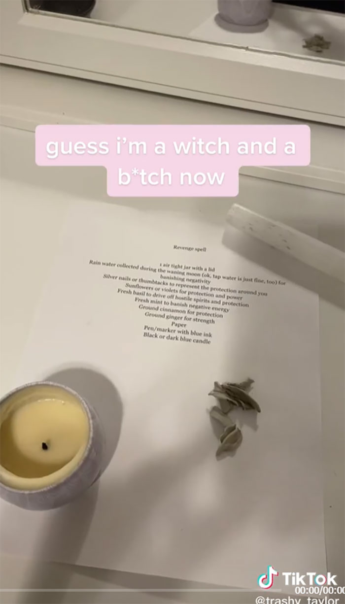 Woman Sabotages Her Landlord's Apartment Showing By Leaving 'Surprises' After They Keep Setting Up Tours Without Permission Woman Sabotages Her Landlord's Apartment Showing By Leaving 'Surprises' After They Keep Setting Up Tours Without Permission