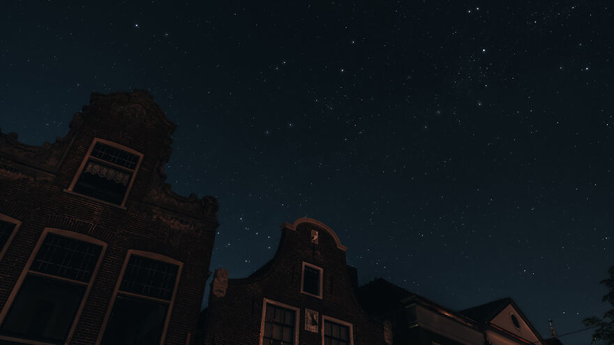 Seeing Stars, We Switched Off The City Lights To See The Stars In Your Own Street!