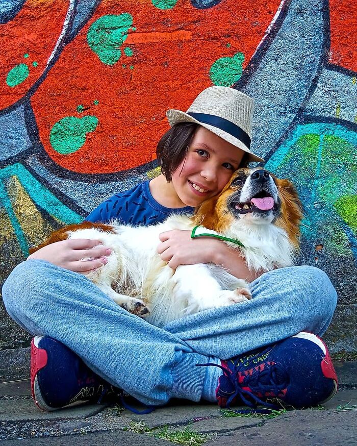 11-Year-Old Brazilian Boy Bathes Stray Dogs On Saturdays To Increase Their Chance At Being Adopted 11-Year-Old Brazilian Boy Bathes Stray Dogs On Saturdays To Increase Their Chance At Being Adopted