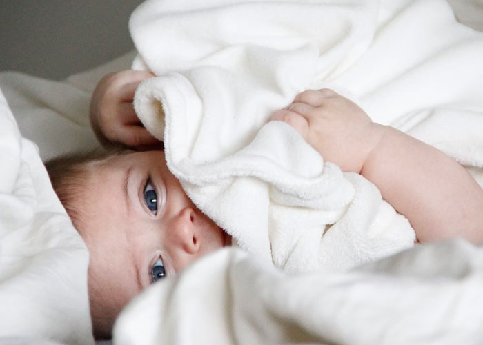 35 People Share The Wildest Things They Witnessed In The Baby Delivery Room