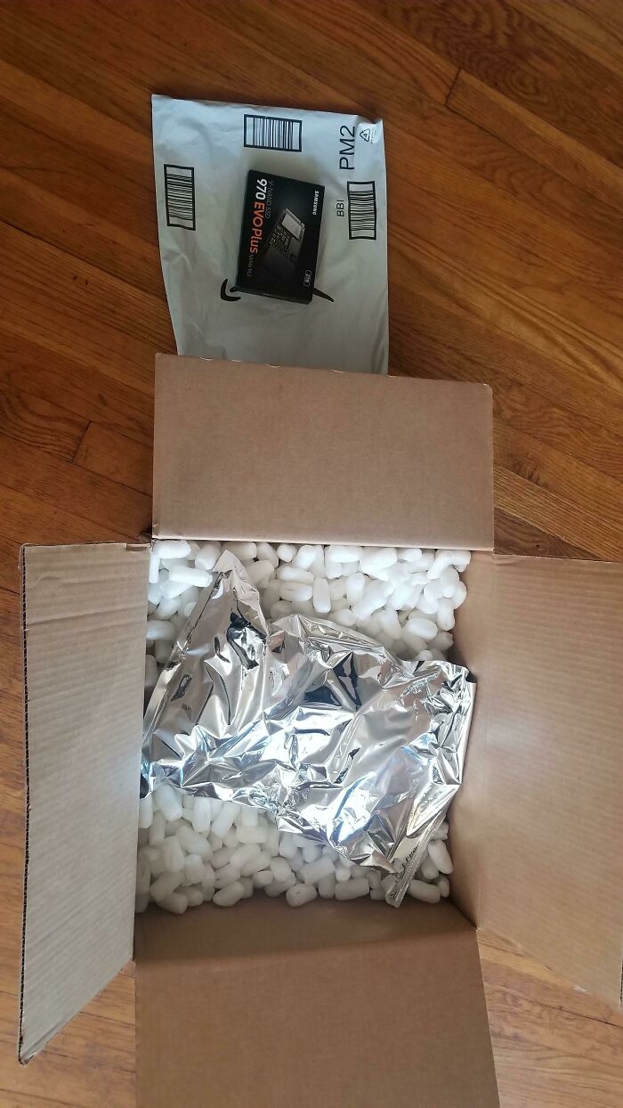 Amazon Packs My $300 Ssd In A Non-Padded Bag. My Weed Dude On The Other Hand...