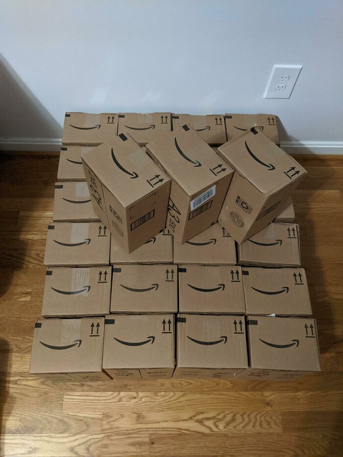 Encargué 27 libros en Amazon dentro del mismo pedido: Recibí 27 cajas con un libro cada una 