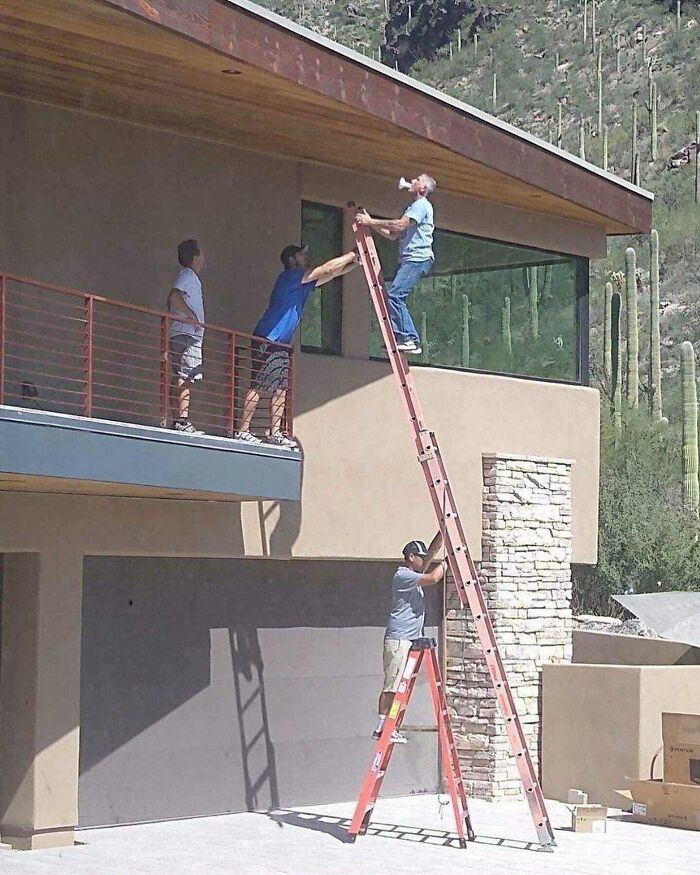 How Many Men Does It Take To Screw In A Lightbulb?