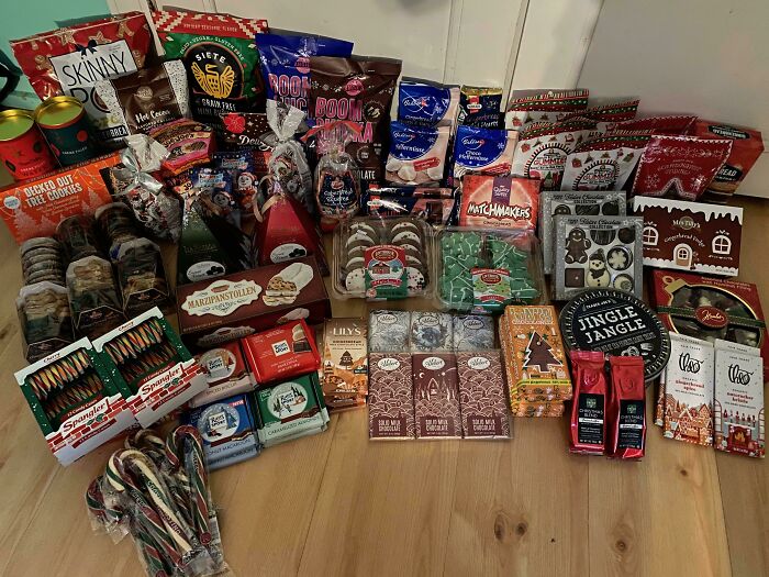 I Quit Drinking In July, And With The Money I've Saved, I've Been Able To Splurge More On Christmas This Year. Here's The Treats My Family Will Wake Up To Tomorrow