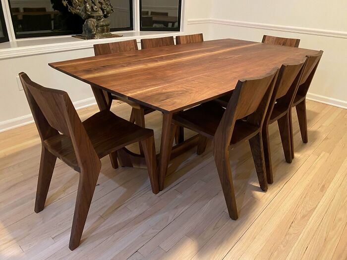 Walnut Dining Table And Chairs Finished In Rubio Just In Time For The Holidays