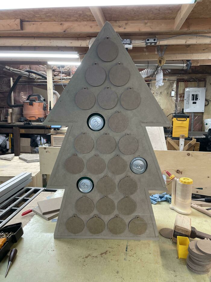 Beer Advent Calendar! Nice Little Gift Everyday Leading Up To The Big Day. Just Need To Paint/Decorate It And It’s Good To Go
