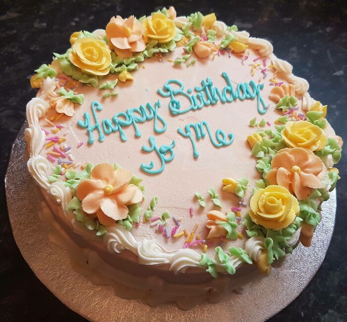 My Boyfriend Forgot My 30th Birthday. I Spent The Day Alone So I Made My Own Cake. It's Been A Rough Day...
