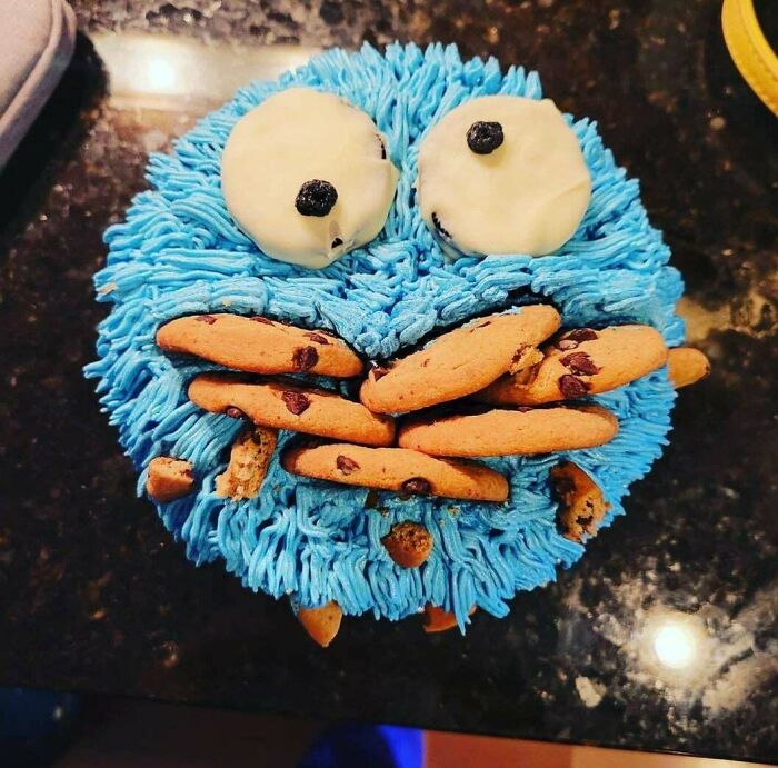 I Know A Cookie Monster That Needed A Birthday Cake! Swipe To See The Cookie Cake Inside