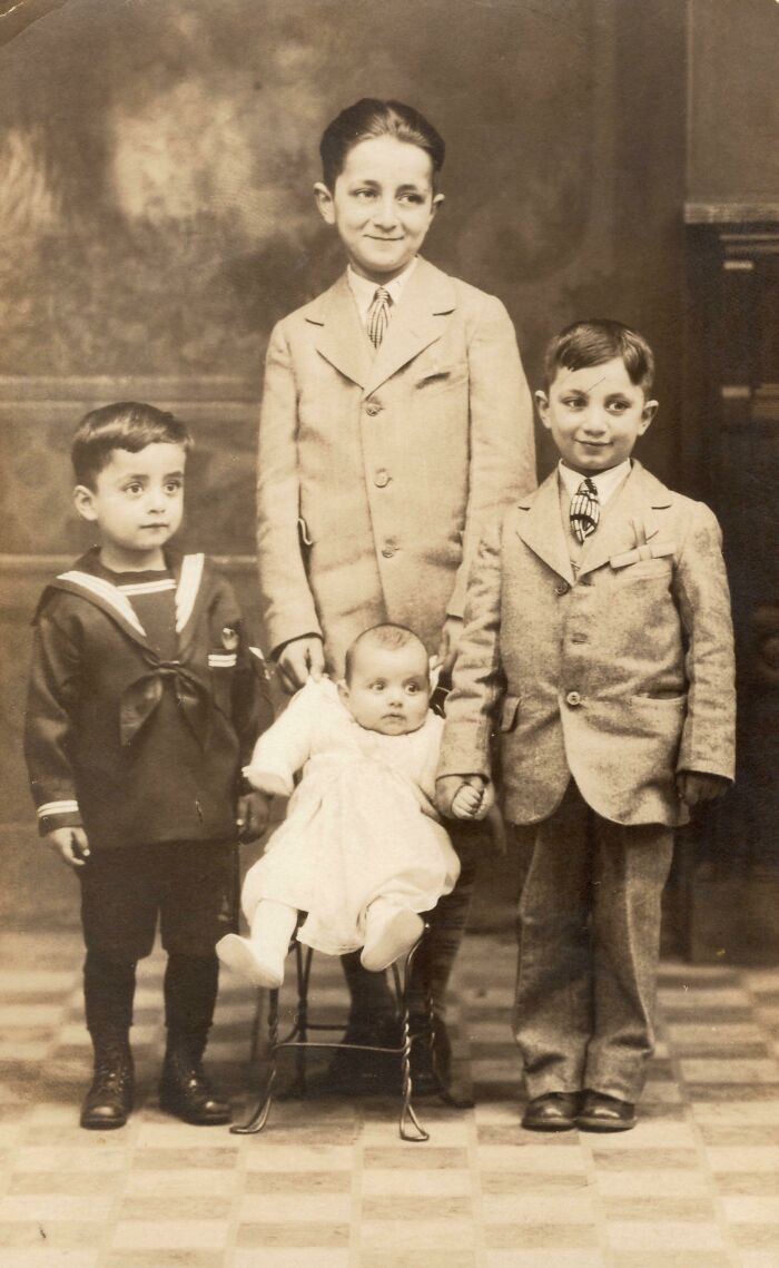 My Grandfather, The Oldest, And His Siblings (1926)