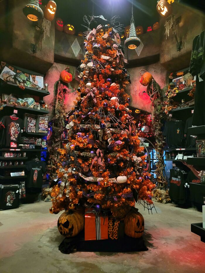 We Can Have Halloween On Christmas