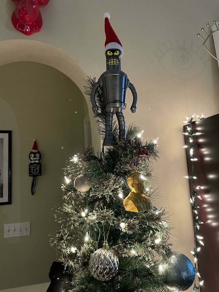 My Xmas Tree Is A Lot Like Yours, Only More Interesting Because It Involves Robots