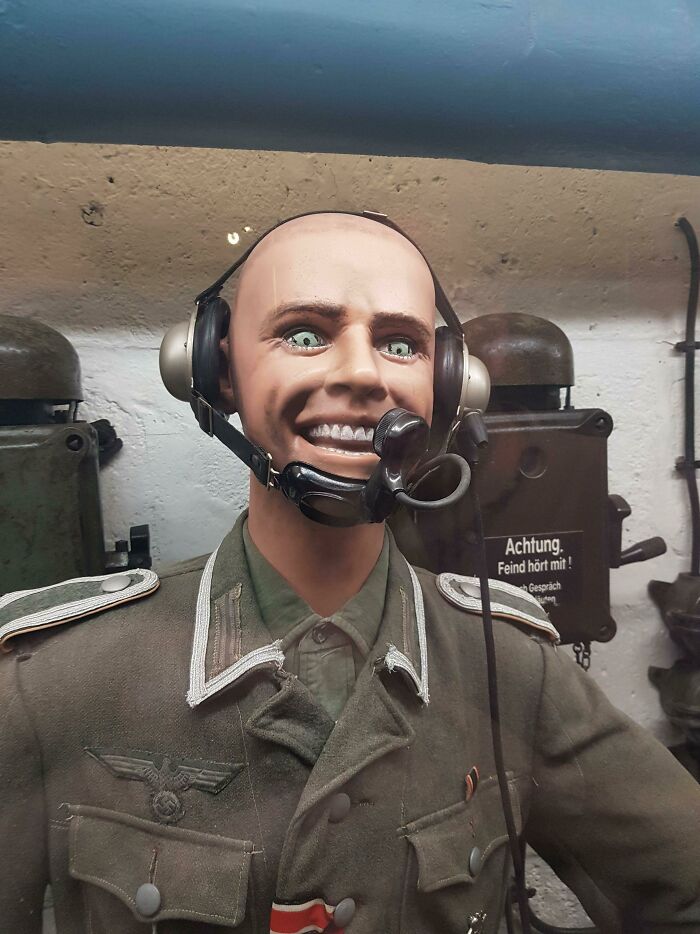 Este maniquí en un museo de Normandía