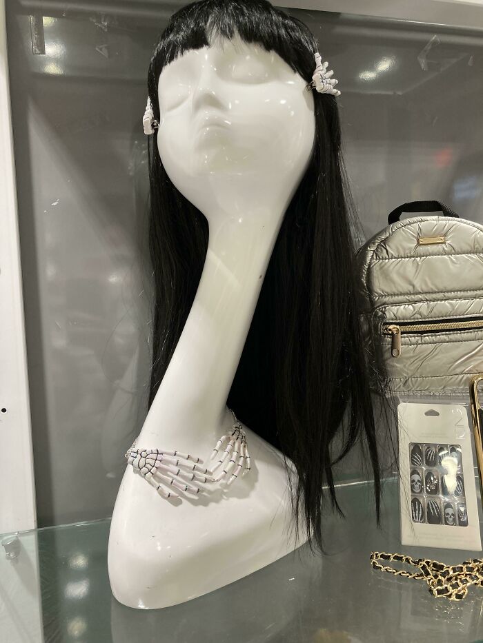 This Mannequin At A Jewelry Store
