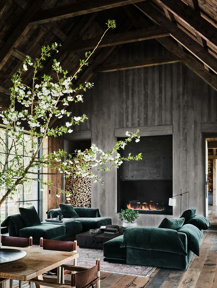 Mila Kunis' Living Room
