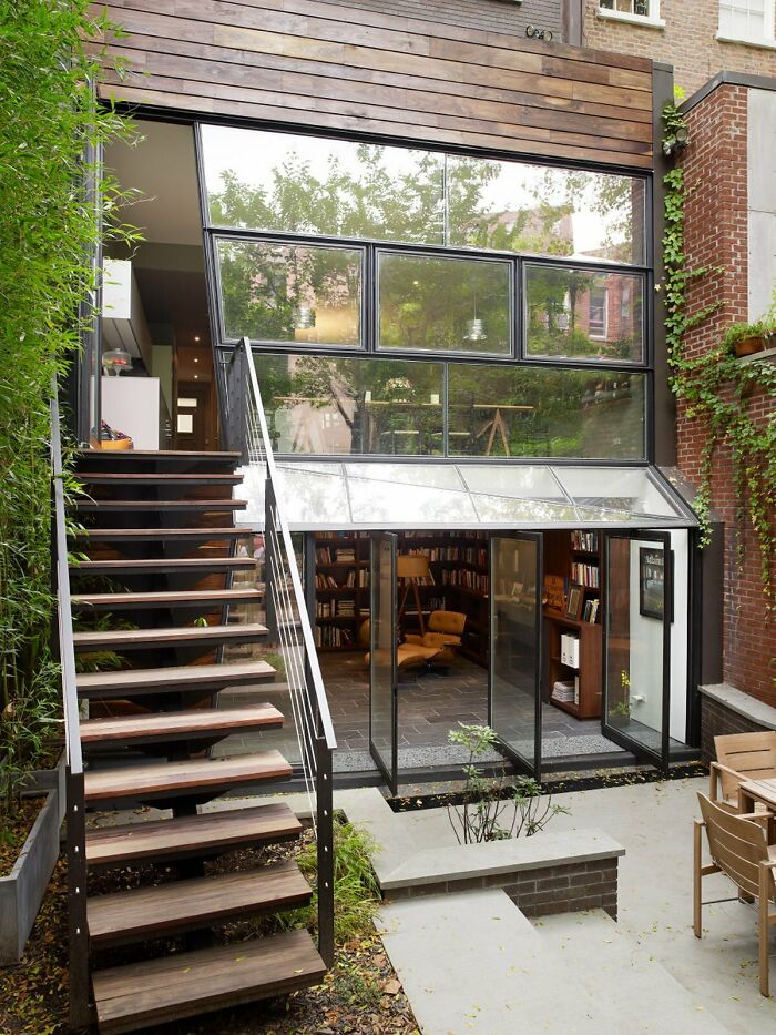 Extension To A Chelsea Brownstone Opening Up To The Patio, Manhattan, New York City 