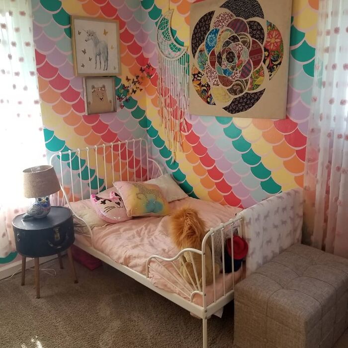 My Almost 5 Year Old Daughter's Rainbow Mermaid Bedroom!
