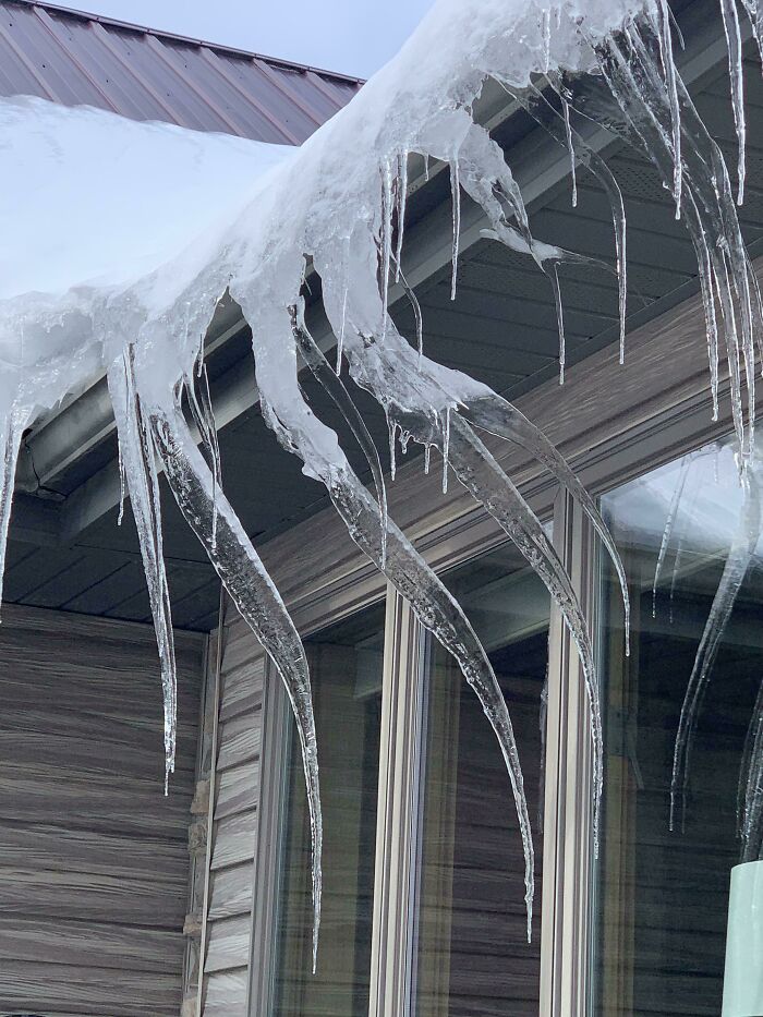 Beautiful But Weirdly Creepy Icicles Grew On My House This Winter