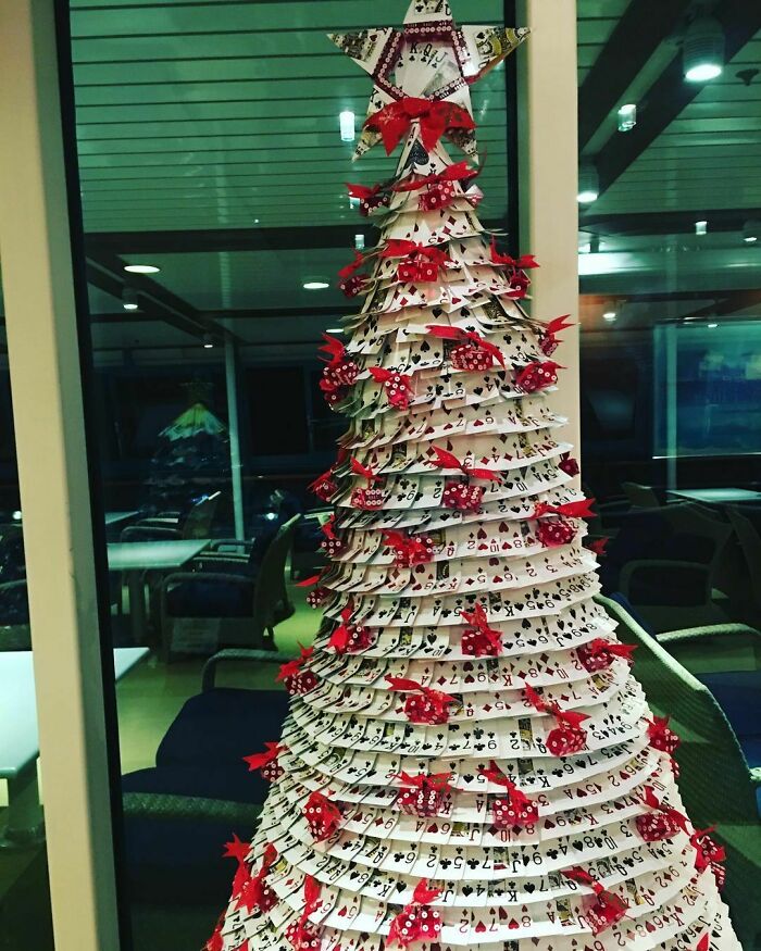 This Creative Christmas Tree