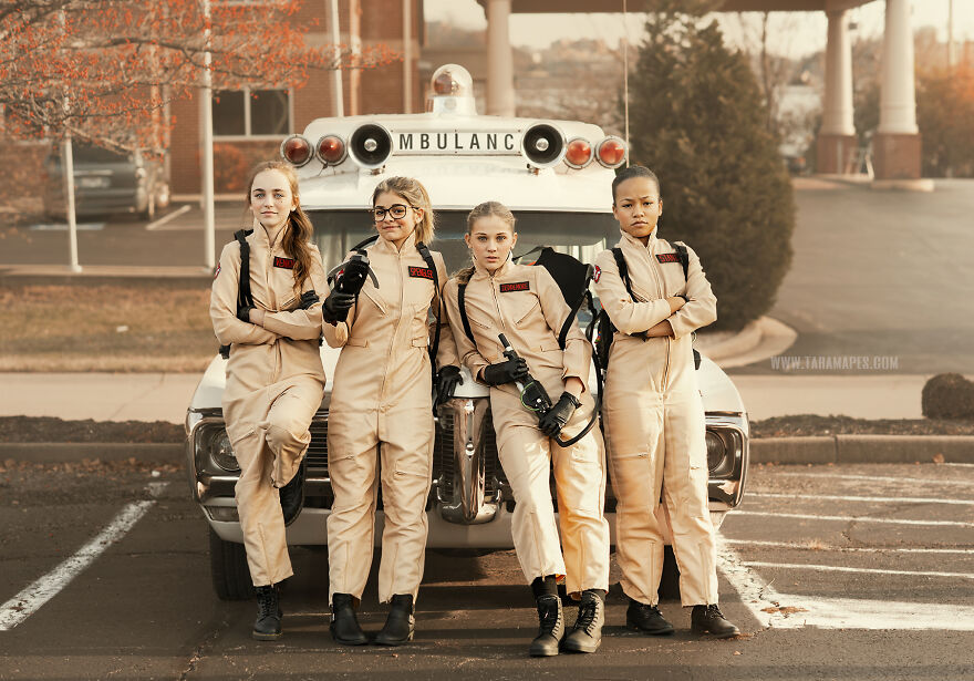 I Found An Ecto-1 Car And Recreated Scenes From Ghostbusters I Found An Ecto-1 Car And Recreated Scenes From Ghostbusters