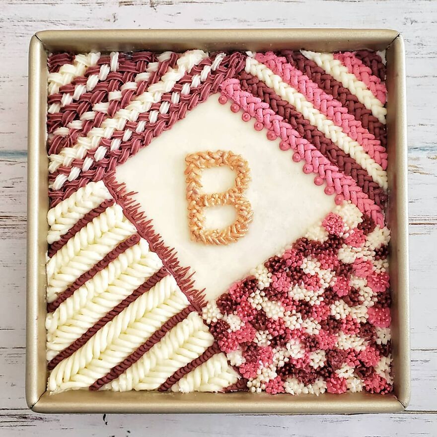 Hand-Embroidered? Confectioner Impresses When Decorating Cakes
